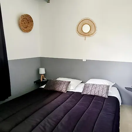Holiday home Orchidee Au Domaine Les Tournesols Mouzens (Dordogne)